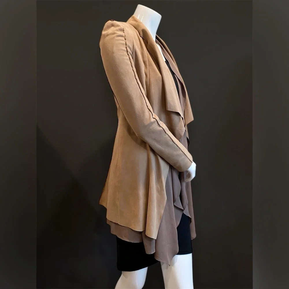 $648‼️BCBGMaxAzria Suede Camel Draped Blazer Coat Jacket Minimalist Quite Luxury - Picture 3 of 12